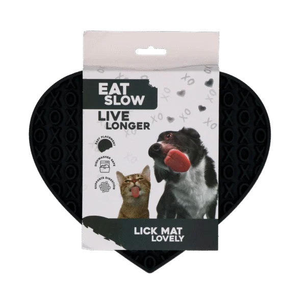 Leckmatte für Hunde in Herzform mit XO Muster, 19 x 23 cm, Grau – Eat Slow Live Longer Lick Mat Lovely Heart