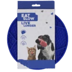 Schleckmatte für Hunde mit Fußballmuster und Saugnäpfen, Ø 22 cm, Blau – Eat Slow Live Longer Lick Mat Soccer Ball
