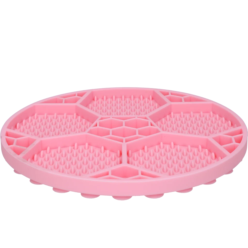 Schleckmatte für Hunde mit Fußballmuster und Saugnäpfen, Ø 22 cm, Rosa – Eat Slow Live Longer Lick Mat Soccer Ball – Bild 3