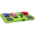 Hunde Puzzle für Trockenfutter und Snacks mit rutschhemmenden Füßen – Eat Slow Live Longer Puzzle Rectangle – Bild 3