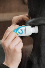 Geruchsneutralisierender Schwamm für Pferde mit ätherischen Ölen, 75 ml – Excellent Horse Odour Spons-On – Bild 3