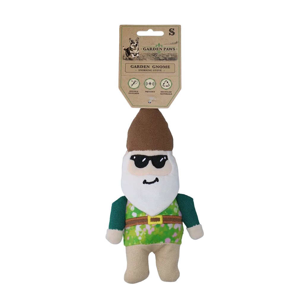 GARD0020S.png Hundekuscheltier Gartenzwerg mit Quietscher S – Garden Paws Garden Gnome Smirking Steve S – Bild 1