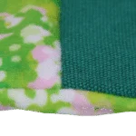 Schnüffelspielzeug mit Knistermaterial und Platz für Leckerlis – Garden Paws Garden Glove Summer Shrubs – Bild 4