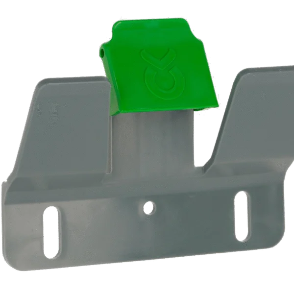 Eimerhalter mit Auswurfsicherung für Tränkeeimer – Kerbl Bucket Guard