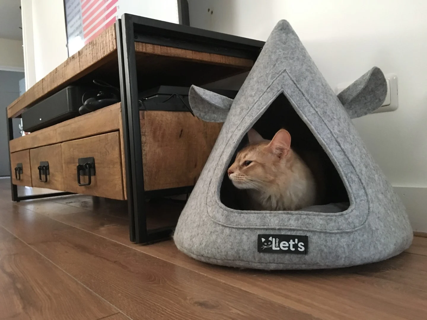 Katzentipi aus Filz mit Kissen, 50 x 45 cm, Grau – Let's Sleep Pet Cave TeePee – Bild 3
