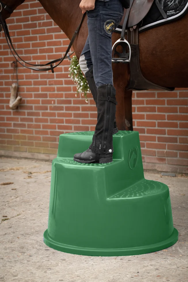 Aufstiegshilfe mit 3 rutschhemmenden Stufen, grün, 53 cm – Excellent Horse – Bild 4