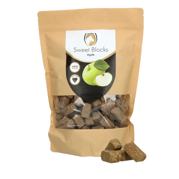 Pferdeleckerlis mit Apfel, zuckerarm, 1 kg – Excellent Horse Sweet Blocks