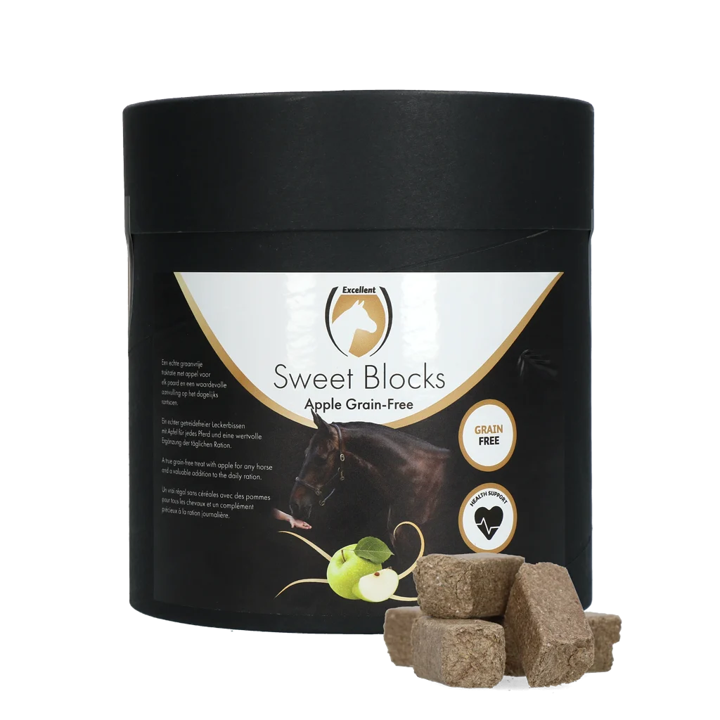 SWEE002ADE.png Pferdeleckerlis mit Apfel, getreidefrei, 1,2 kg – Excellent Horse Sweet Blocks Grain-Free – Bild 1