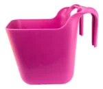 Aufhängbare Pferdefutterschale mit Griff, 14 l, Rosa – Ok-Plast – Bild 3